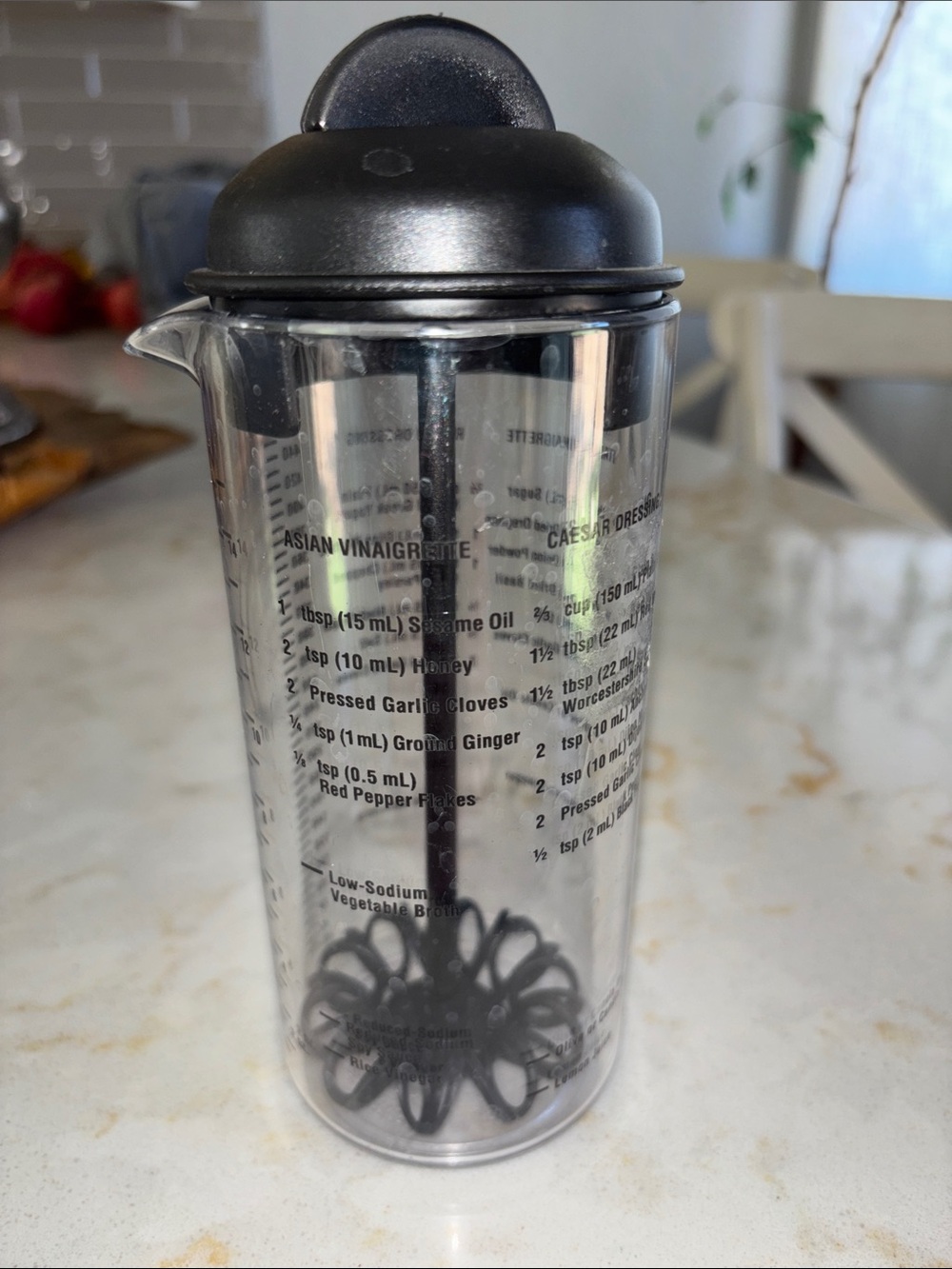 Pampered Chef Black Salad Dressing Mixer Bottle with Whisk